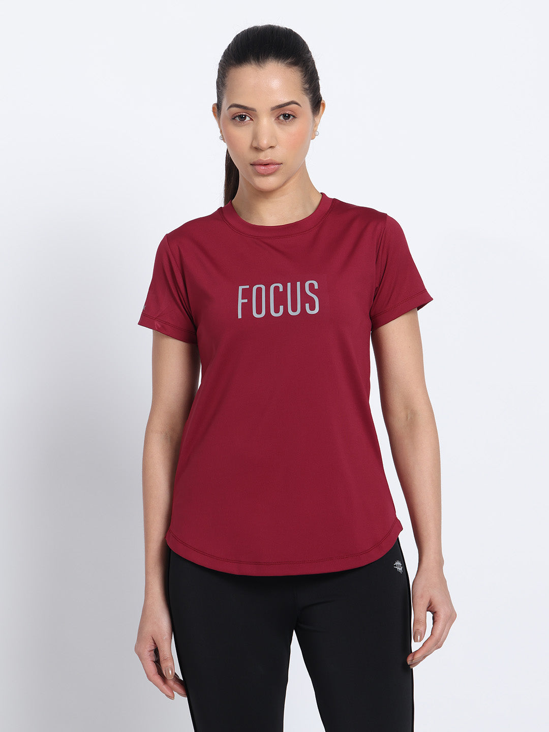 NYLON Longline Workout T-Shirt – Maroon