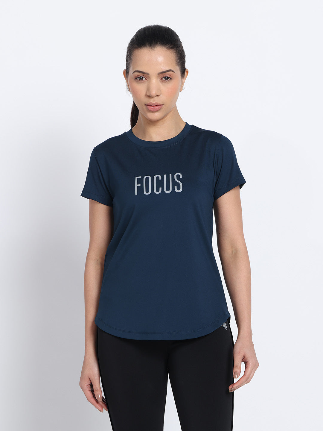NYLON Longline Workout T-Shirt – Navy Blue
